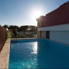 Отель Breathtaking penthouse pool бассейн