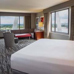 Отель Hyatt Regency St. Louis at The Arch комната для гостей фото 5