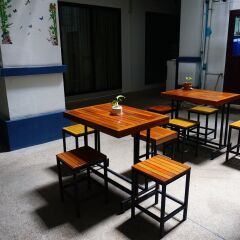Phuthara Hostel гостиничный бар