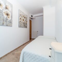 Отель Apartamentos Travel Habitat Torre Francia Испания, Валенсия - отзывы, цены и фото номеров - забронировать отель Apartamentos Travel Habitat Torre Francia онлайн комната для гостей фото 3