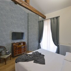 Отель Al Cappello Rosso Suite Apartments Италия, Болонья - отзывы, цены и фото номеров - забронировать отель Al Cappello Rosso Suite Apartments онлайн комната для гостей фото 5