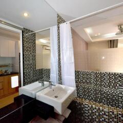 Апартаменты Saigon South Serviced Apartments ванная фото 2