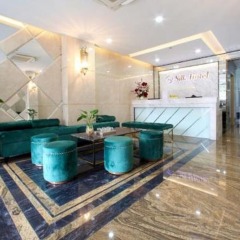 Отель RedDoorz Plus near Tan Son Nhat Airport 2 интерьер отеля фото 2