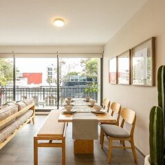 Отель Charming 3BR 2BA Apt in Roma Norte Мехико фото 2