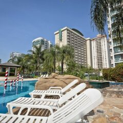 Отель Bourbon Barra da Tijuca Residence Бразилия, Рио-де-Жанейро - отзывы, цены и фото номеров - забронировать отель Bourbon Barra da Tijuca Residence онлайн бассейн фото 2