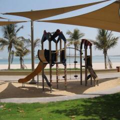 Отель Royal Club at Palm Jumeirah фитнесс-зал