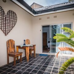 Отель Homestead B & B балкон