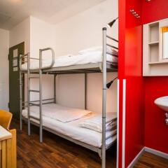 Отель Amstel House Hostel Германия, Берлин - 9 отзывов об отеле, цены и фото номеров - забронировать отель Amstel House Hostel онлайн удобства в номере фото 2