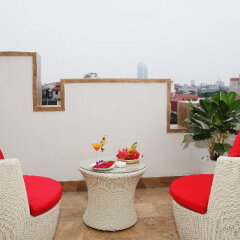 Golden Silk Boutique Hotel бассейн
