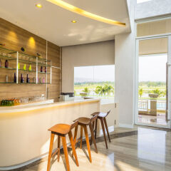 Отель Pattana Golf Club & Resort Таиланд, Сирача - отзывы, цены и фото номеров - забронировать отель Pattana Golf Club & Resort онлайн гостиничный бар