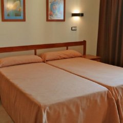 Отель Ronda 4 - Aire del Mar Mediterraneo Испания, Фуэнхирола - отзывы, цены и фото номеров - забронировать отель Ronda 4 - Aire del Mar Mediterraneo онлайн комната для гостей фото 3