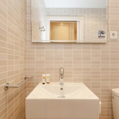 Отель Bbarcelona Plaza España Flats Испания, Барселона - отзывы, цены и фото номеров - забронировать отель Bbarcelona Plaza España Flats онлайн ванная