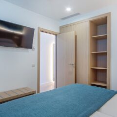 Отель Aparthotel Fontanellas Playa Испания, Плайя-де-Пальма - 2 отзыва об отеле, цены и фото номеров - забронировать отель Aparthotel Fontanellas Playa онлайн сейф в номере