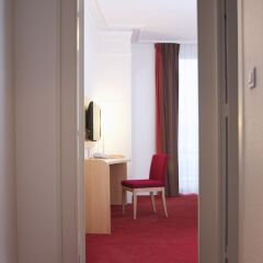Отель Ibis Lyon Centre Perrache Франция, Лион - 1 отзыв об отеле, цены и фото номеров - забронировать отель Ibis Lyon Centre Perrache онлайн фото 12
