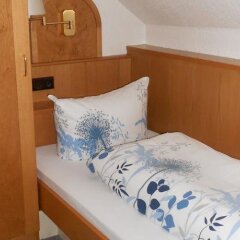 Hotel Specht Витте сейф в номере