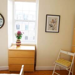 Отель Bright New Town 2 bed Apt - 5 Mins to Princes St Великобритания, Эдинбург - отзывы, цены и фото номеров - забронировать отель Bright New Town 2 bed Apt - 5 Mins to Princes St онлайн удобства в номере фото 2