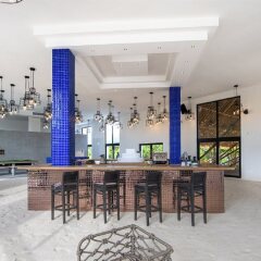 Отель Emerald Maldives Resort & Spa - Platinum All Inclusive Мальдивы, Медупару - отзывы, цены и фото номеров - забронировать отель Emerald Maldives Resort & Spa - Platinum All Inclusive онлайн гостиничный бар