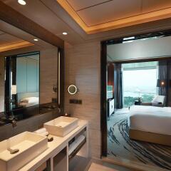 Отель Hilton Shenzhen Shekou Nanhai ванная