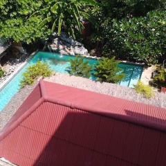 Отель Baan Oui Phuket Guest House бассейн