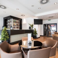 Отель Eurostars Budapest Center Венгрия, Будапешт - 7 отзывов об отеле, цены и фото номеров - забронировать отель Eurostars Budapest Center онлайн интерьер отеля