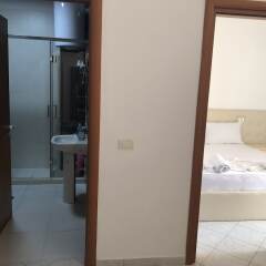 Апартаменты Sunny Bliss Apartments with Seaview Дуррес комната для гостей фото 4
