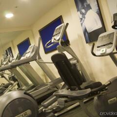 Отель Holiday Inn Stevenage фитнесс-зал фото 2