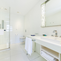 Отель UR Palacio Avenida - Adults Only Испания, Пальма-де-Майорка - отзывы, цены и фото номеров - забронировать отель UR Palacio Avenida - Adults Only онлайн ванная