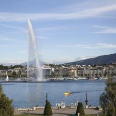 Отель Beau Rivage Geneva Швейцария, Женева - 2 отзыва об отеле, цены и фото номеров - забронировать отель Beau Rivage Geneva онлайн пляж фото 2