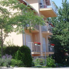 Отель OREL Apartments Венгрия, Хевиз - отзывы, цены и фото номеров - забронировать отель OREL Apartments онлайн
