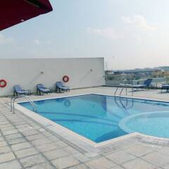 Fortune Classic Hotel Apartments бассейн фото 3