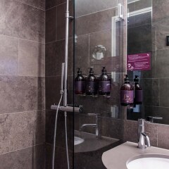Отель Arken Hotel & Art Garden Spa Швеция, Гётеборг - отзывы, цены и фото номеров - забронировать отель Arken Hotel & Art Garden Spa онлайн ванная фото 2