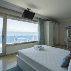 Fener Hotel Cafe & Kahvalti Чешме комната для гостей
