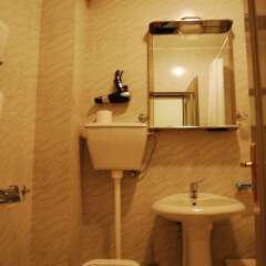 Отель Villa Velzon Guesthouse Черногория, Будва - отзывы, цены и фото номеров - забронировать отель Villa Velzon Guesthouse онлайн ванная
