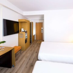 Отель Novotel Madrid Campo de las Naciones комната для гостей фото 6