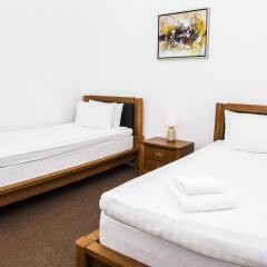 Отель Hotell Årstaberg Швеция, Аарста - 1 отзыв об отеле, цены и фото номеров - забронировать отель Hotell Årstaberg онлайн комната для гостей фото 4