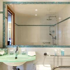 Paris Orly Airport Hotel ванная