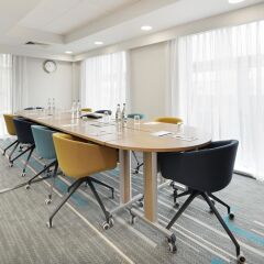 Отель Hampton by Hilton London Docklands фото 2