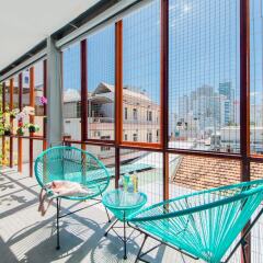 Отель Megi Homestay Нячанг бассейн