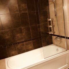 Апартаменты Cozy 3 Bedrooms Apartment Боровец ванная