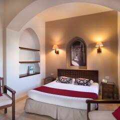 Hotel Sultan Bey Resort сейф в номере