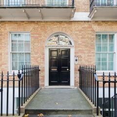 Апартаменты Tavistock Place Apartments Лондон вид на фасад