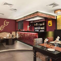 Отель Howard Johnson Bur Dubai ОАЭ, Дубай - 1 отзыв об отеле, цены и фото номеров - забронировать отель Howard Johnson Bur Dubai онлайн гостиничный бар