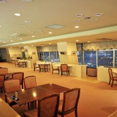 Отель Enjoy The Night View Of Nagasaki And Shippoku Cuisine | Nissho Cans New Wing Baishokaku Нагасаки интерьер отеля
