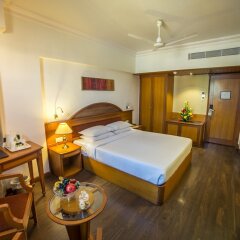 Fariyas Hotel in Mumbai, India from 134$, photos, reviews - zenhotels.com guestroom photo 4
