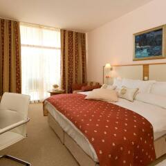 Отель Doubletree by Hilton Hotel Varna - Golden Sands Болгария, Золотые пески - 4 отзыва об отеле, цены и фото номеров - забронировать отель Doubletree by Hilton Hotel Varna - Golden Sands онлайн комната для гостей фото 2