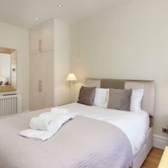 Отель Knightsbridge Apartments by London Lifestyle Великобритания, Лондон - отзывы, цены и фото номеров - забронировать отель Knightsbridge Apartments by London Lifestyle онлайн комната для гостей фото 4