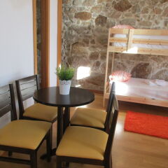 Хостел Happy Porto Hostel & Apartments Порту комната для гостей