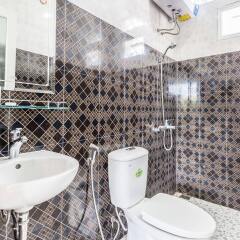 Отель Quynh Long Homestay ванная