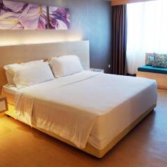 Crystal Crown Hotel Petaling Jaya In Petaling Jaya Malaysia From 52 Photos Reviews Zenhotels Com