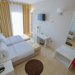 Sun Hotel комната для гостей